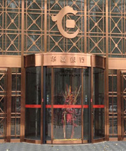 兩翼自動(dòng)旋轉(zhuǎn)銅門(mén)